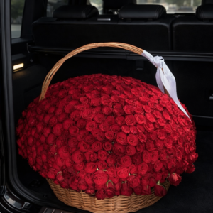 501 róż w koszu - Najpotężniejsze wyznanie miłości